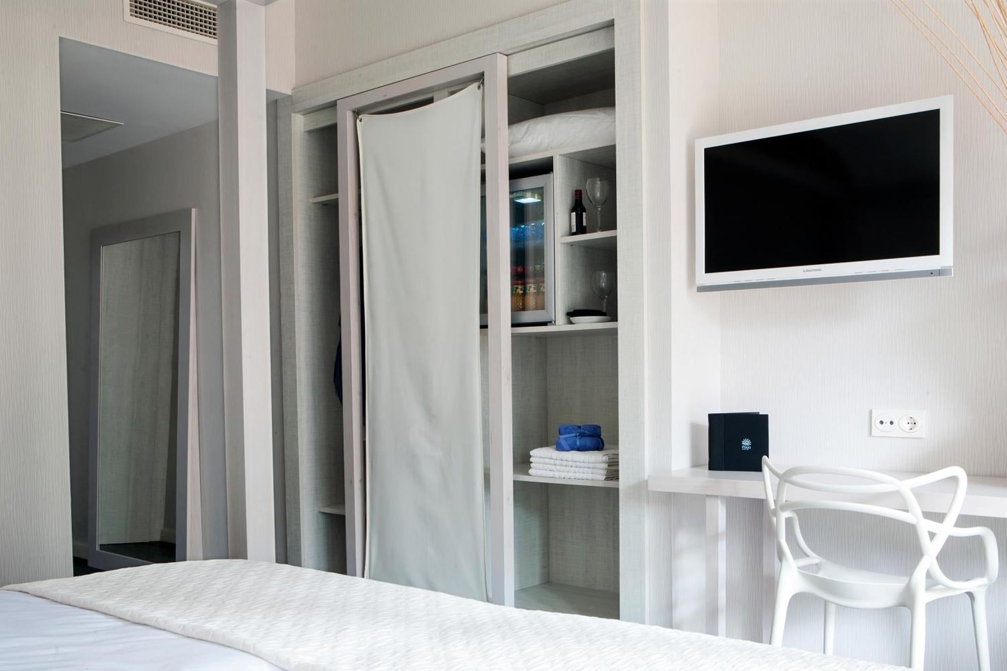 אס פוחולס Blanco Hotel Formentera מראה חיצוני תמונה