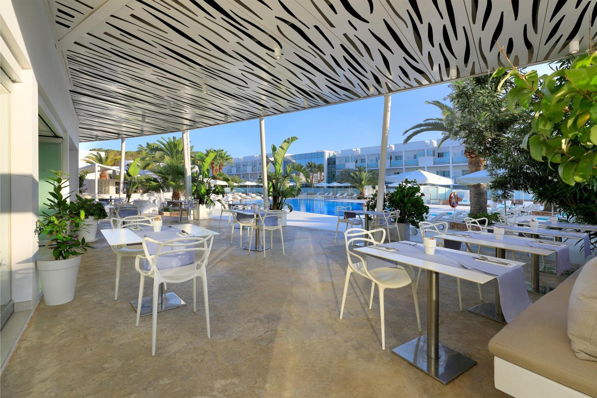 אס פוחולס Blanco Hotel Formentera מראה חיצוני תמונה